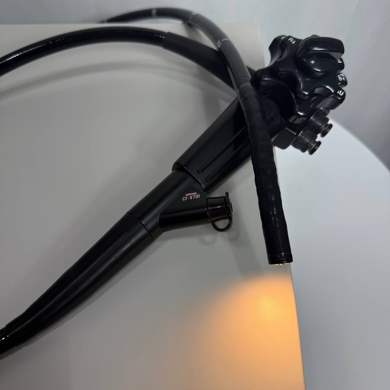 올림푸스 CF-V70 Colonoscope - photo 1