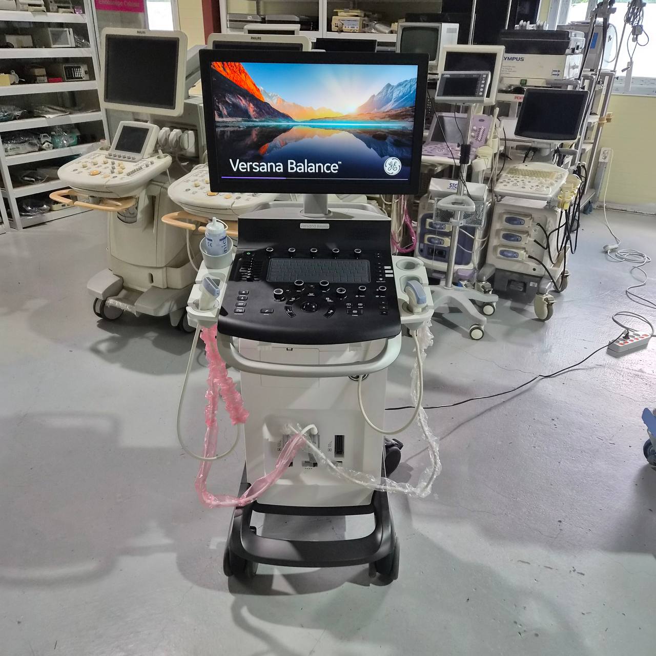 Used GE HealthCare Versana Balance (2021) Ultrasound Machine for Sale