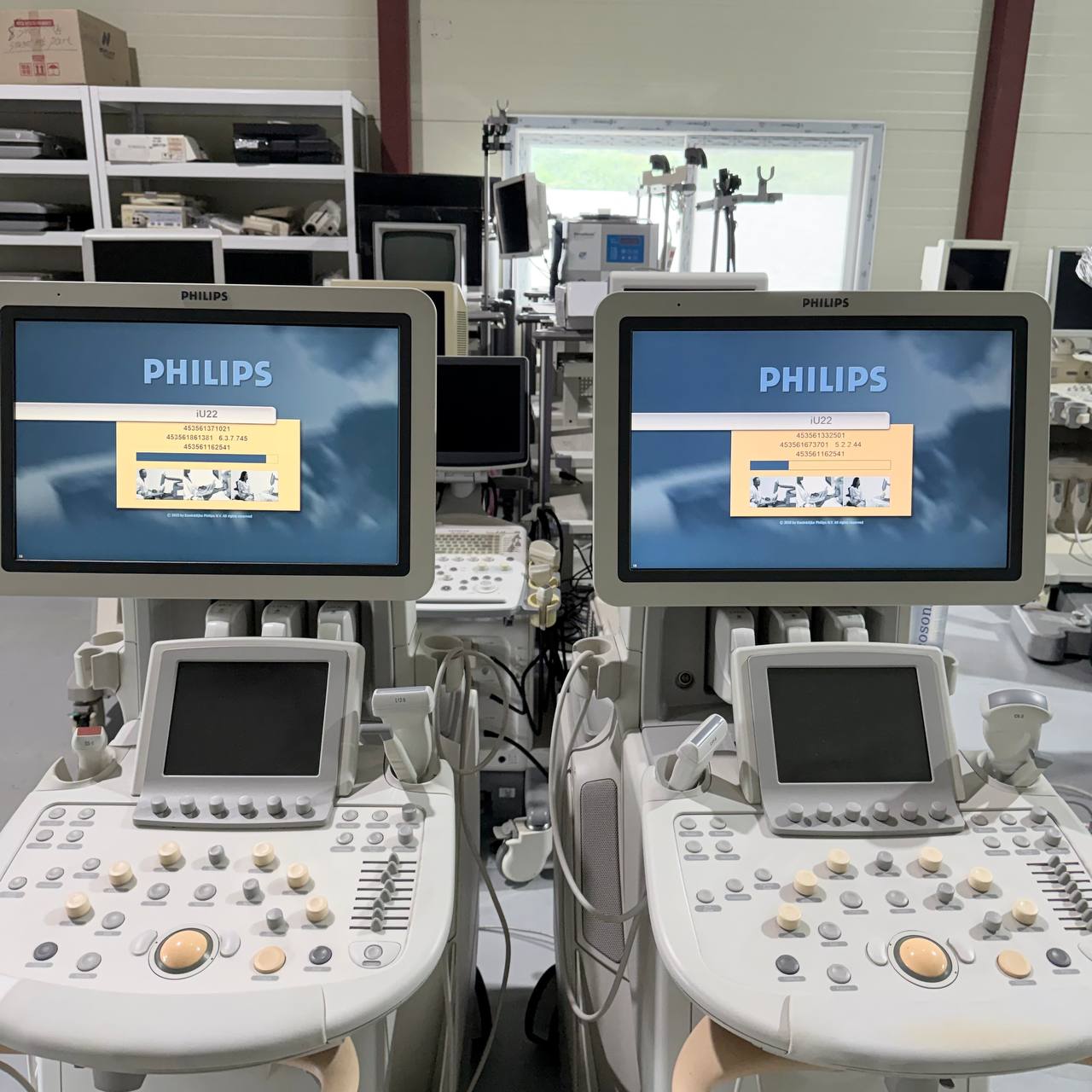 필립스 iU22 Ultrasound Machine - photo 5