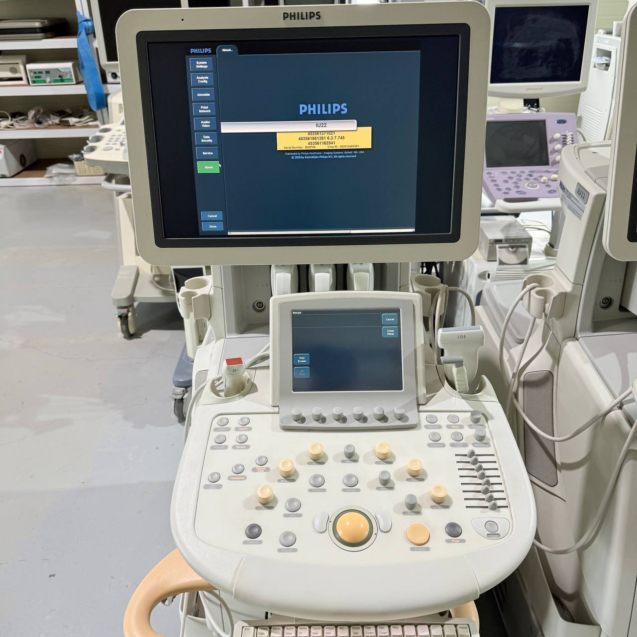 필립스 iU22 Ultrasound Machine - photo 6