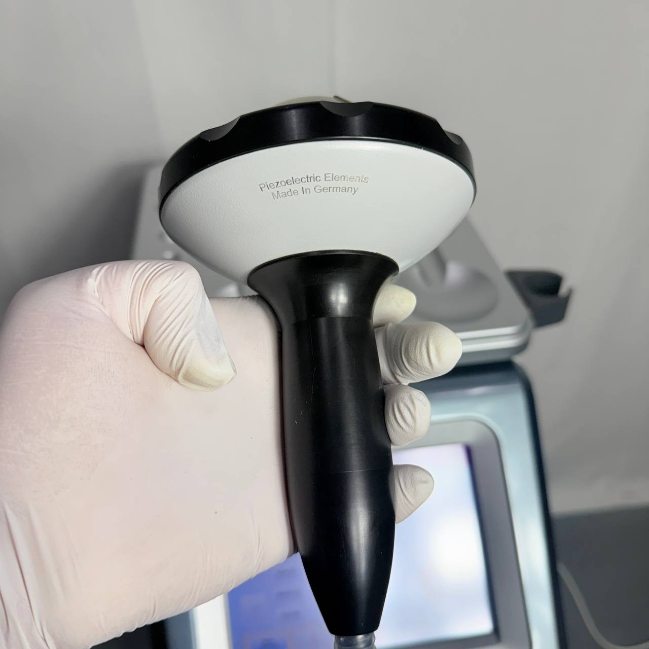 Used WEVER INSTRUMENTS Zeus Wave (2021) ESWT Shockwave Therapy Device for Sale