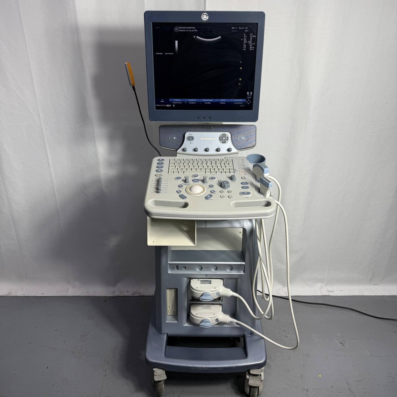GE헬스케어 로직 P6 (LOGIQ P6) Ultrasound System - photo 9