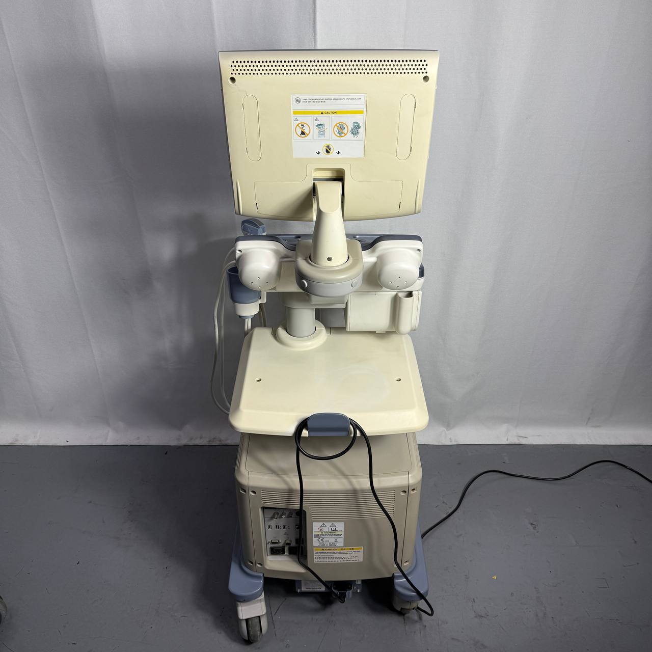 GE헬스케어 LOGIQ P5 Ultrasound System - photo 10