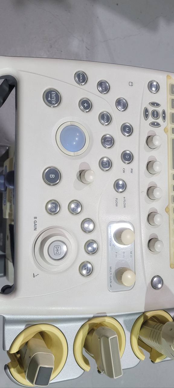 히타치 알로카 F37 Ultrasound System - photo 11