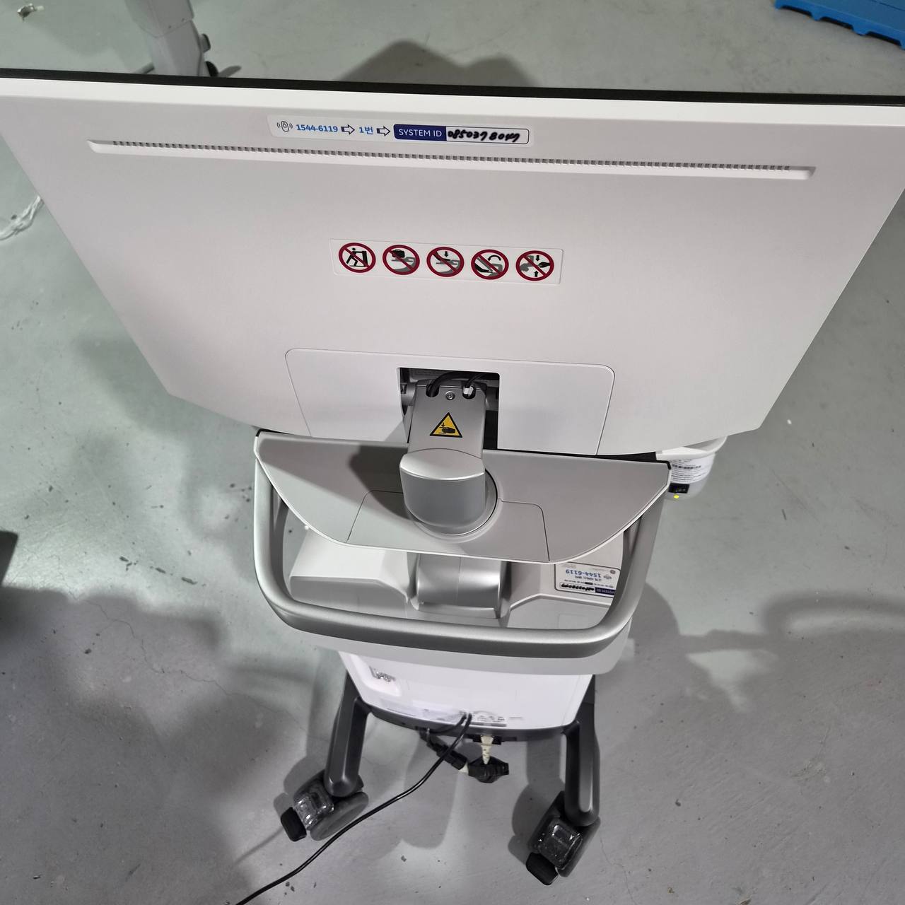 Used GE HealthCare Versana Balance (2021) Ultrasound Machine for Sale