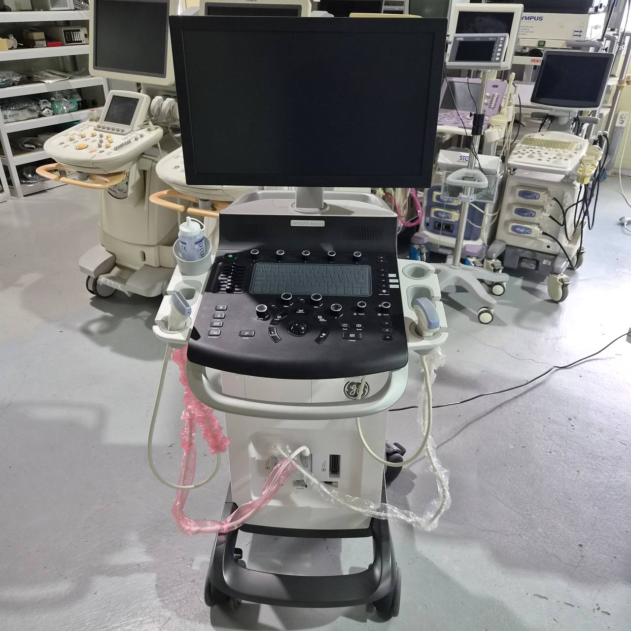 Used GE HealthCare Versana Balance (2021) Ultrasound Machine for Sale